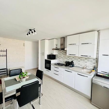 Denis Apartament Turda Exteriér fotografie