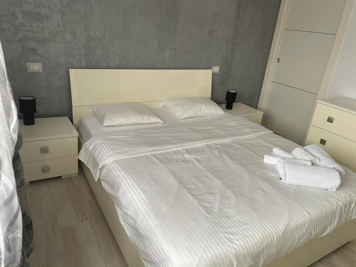 Denis Apartament Turda Exteriér fotografie