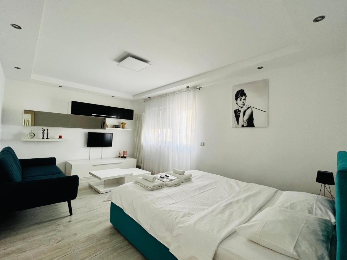 Denis Apartament Turda Exteriér fotografie